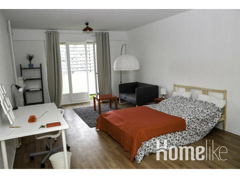 Spacious luminous bedroom - 24m² - ST13 - Flatshare