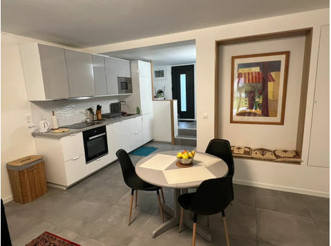 Gemütliche Wohnung mit Garten in der Nähe von Paris… - Zu Vermieten