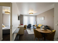 Cozy & gorgeous 1-BR apartment close to city center,… - For Rent