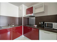 Cozy & gorgeous 1-BR apartment close to city center,… - For Rent
