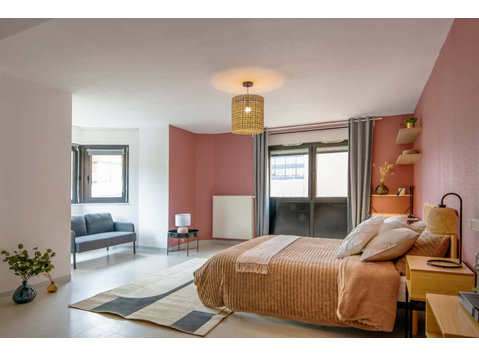 Move into this 28 m² master bedroom for rent in Strasbourg - Apartments