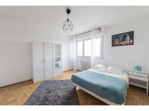 Pleasant and comfortable room  16m² - 	
Lägenheter