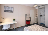 Very large comfortable bedroom  18m² - Appartementen