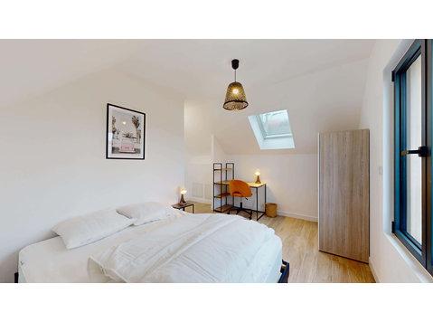 Villejuif Benoit Mâlon - Private Room (3) - Apartments