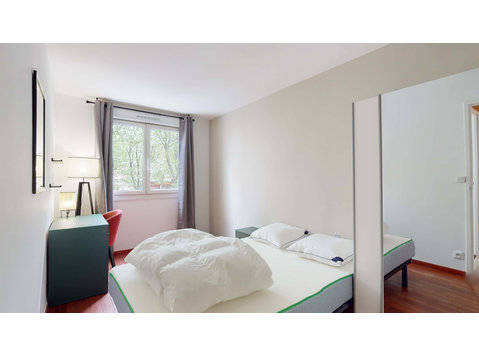 Villejuif Karl Marx - Private Room (3) - Apartemen