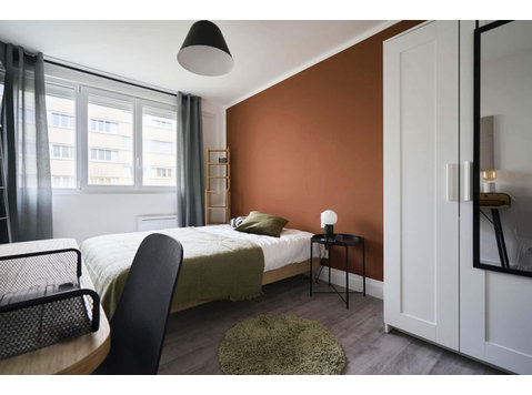 Chambre 2 - GENERAL FRERE S - Apartments