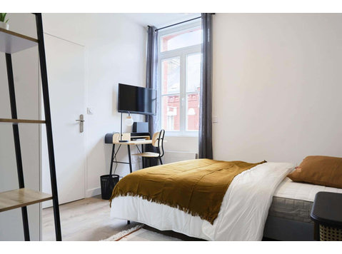Chambre 3 - LONDRES B - Apartments