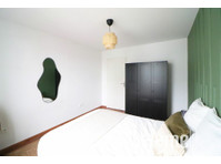 Dandy style 13 m² bedroom to rent in coliving in Lille -… - Συγκατοίκηση