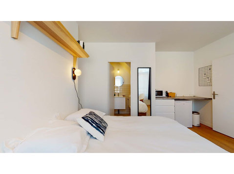 Brooks - Private Room (7) - Apartamente