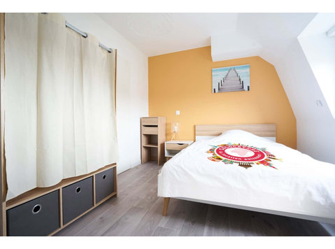 Chambre 7 - ISLY B - Appartements