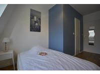 Chambre 9 - Colbert R - Appartements