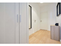 Chambre 2 - Dampierre P - 	
Lägenheter
