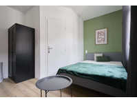 Chambre 2 - Impasse Miroux - 	
Lägenheter