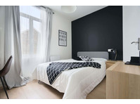 Chambre 3 - Dampierre P - 	
Lägenheter