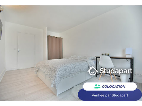 Le bien loué est le suivant : Une chambre privée… - À louer