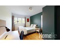 Shared accommodation CRETEIL - 136 m2 - 6 bedrooms - Close… - Flatshare