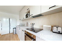 Shared accommodation Noisy Vallon - 93 m2 - 5 bedrooms - 8… - Flatshare