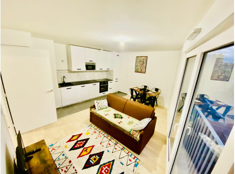 Awesome and perfect flat in vibrant neighbourhood, Pantin - 임대