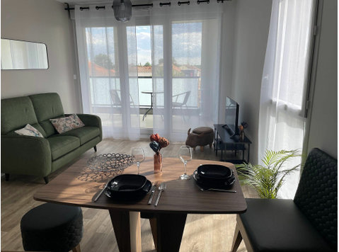 Brand new premium apartment in the south of Nantes () - For Rent