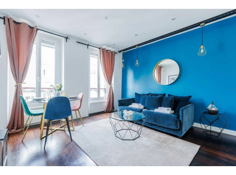 Charming apartment - Saint-Mandé - For Rent
