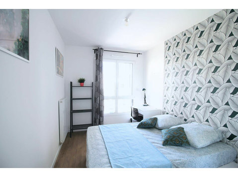 Co-living : 12m² bedroom - For Rent