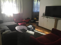 Cute familial apartment conveniently located - Alquiler