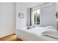 Elegance and Tranquility: Modern 3-Bedroom Apartment in… - K pronájmu