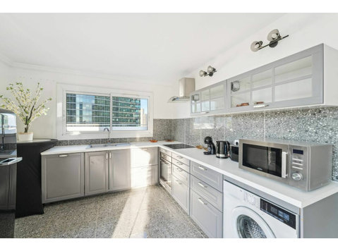 Exceptional apartment in the 15th arrondissement - Аренда