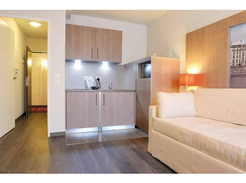 Guyancourt - Modern and stylish 1-BR apartment - الإيجار