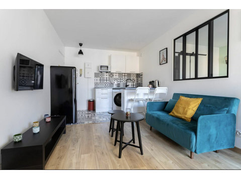 New & comfortable apartment at La Défense -Paris - Annan üürile