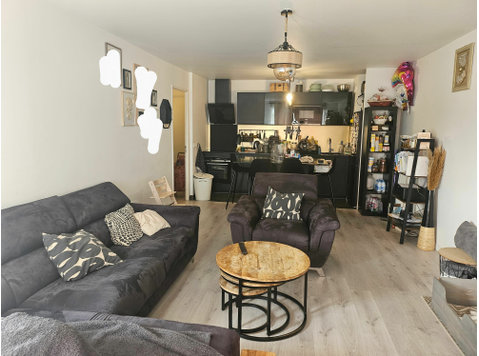 New & nice flat conveniently located - Аренда
