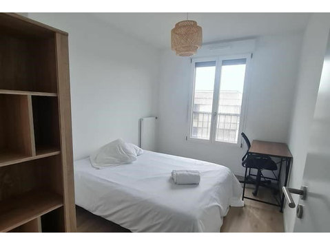 Wonderful and nice flat close to park (Massy) - For Rent