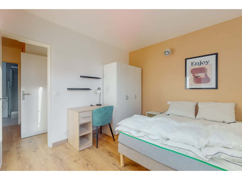 Asnières Zola 2 - Private Room (3) - Apartments
