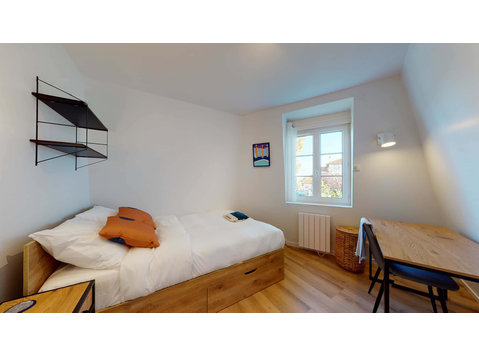 Bussel - Private Room (18) - 	
Lägenheter