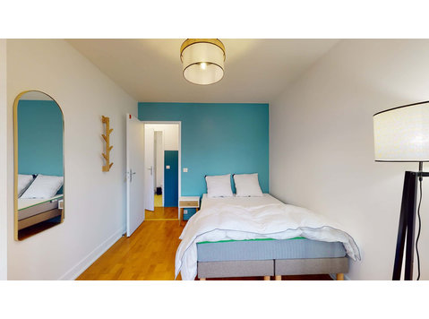 Clichy Cailloux - Private Room (1) - Apartamentos