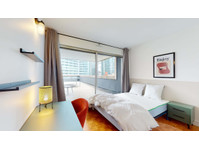 Courbevoie Saisons - Private Room (1) - آپارتمان ها