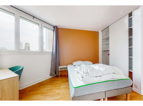 Créteil Petit Parc  - Private Room (5) - Квартиры