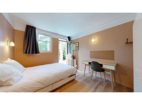 Lizzi - Private Room (2) - Apartments