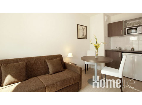 Moderno apartamento de un dormitorio cerca de París - Pisos