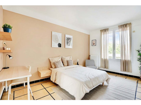 Move into this peaceful 16 m² room near Paris - Apartamentos