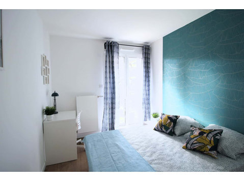 Nice calm bedroom  10m² - آپارتمان ها