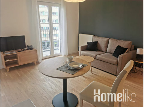 One bedroom apartment in Puteaux - Appartements