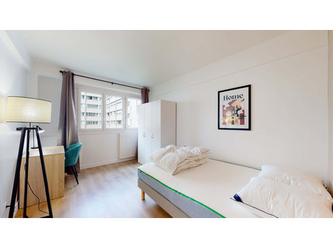 Puteaux Boieldieu 3 - Private Room (1) - Apartments