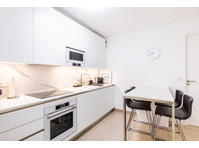 Rue Guynemer, Issy-les-Moulineaux - Apartmány