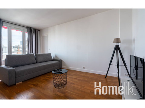 Spacious and stunning two-bedroom - Apartemen