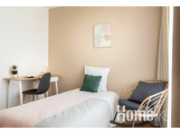 Two bedroom apartment in Clichy - Apartman Daireleri