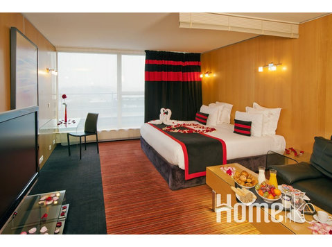 Very big and nice suite - Apartemen