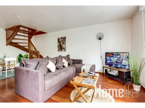 lovely apart with terrace and parking - Appartements