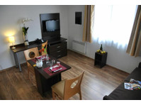 Modern, spacious 1-BR apartment, Caen - Zu Vermieten