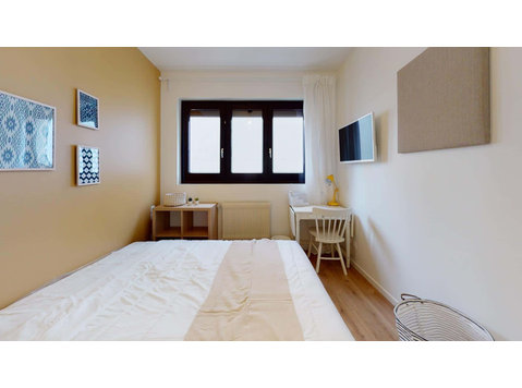 Chambre 2 - MASSEOT - Apartments